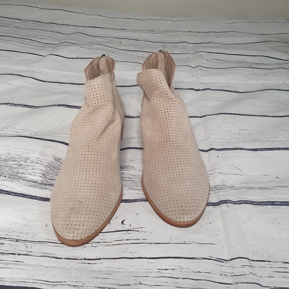 Dolce Vita Kaley Leather Taupe Suede Bootie Taupe Size 9.5 - Picture 3 of 8